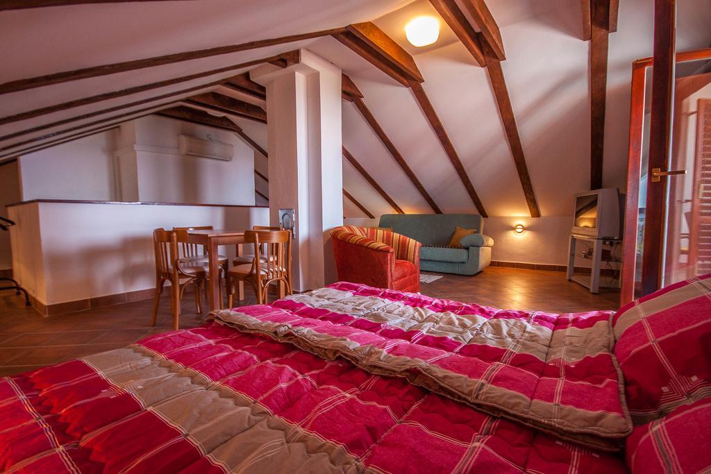 Apartman Joso ディクロ エクステリア 写真